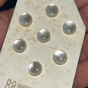 Vintage Le Chic White Pearlescent Buttons Size 14 3/8 Inch 7 Count Made in Japan